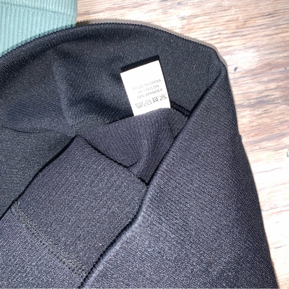 Black Ribbed Higher Rise Leggings - Picture 8 of 10